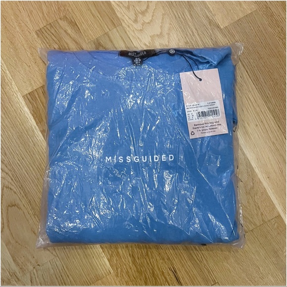 MISSGUIDED WASHED BASIC SWEAT IN LIGHT BLUE SZ4 - BRAND NEW/SEALED - Picture 4 of 5